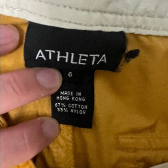 Vintage Athleta Cargo Pants Mustard Yellow Gold Straight Leg size 6 - Picture 2 of 10